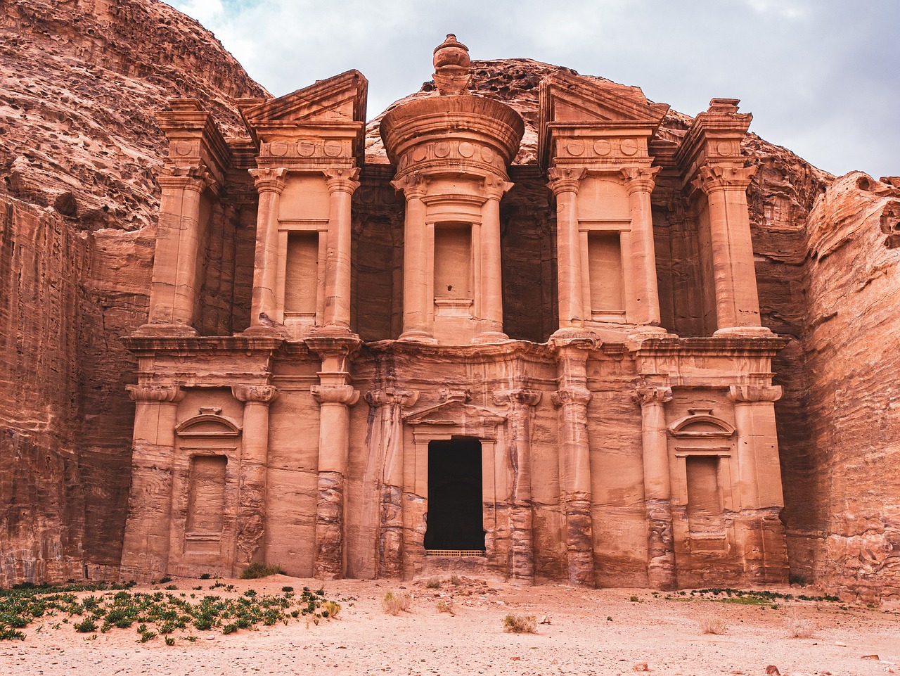 The 8 Best Hostels in Petra