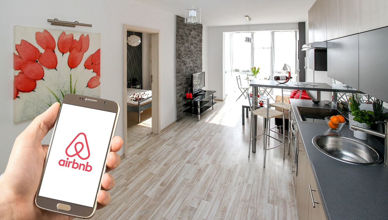 A Comprehensive Guide to Spotting and Avoiding Airbnb Scams