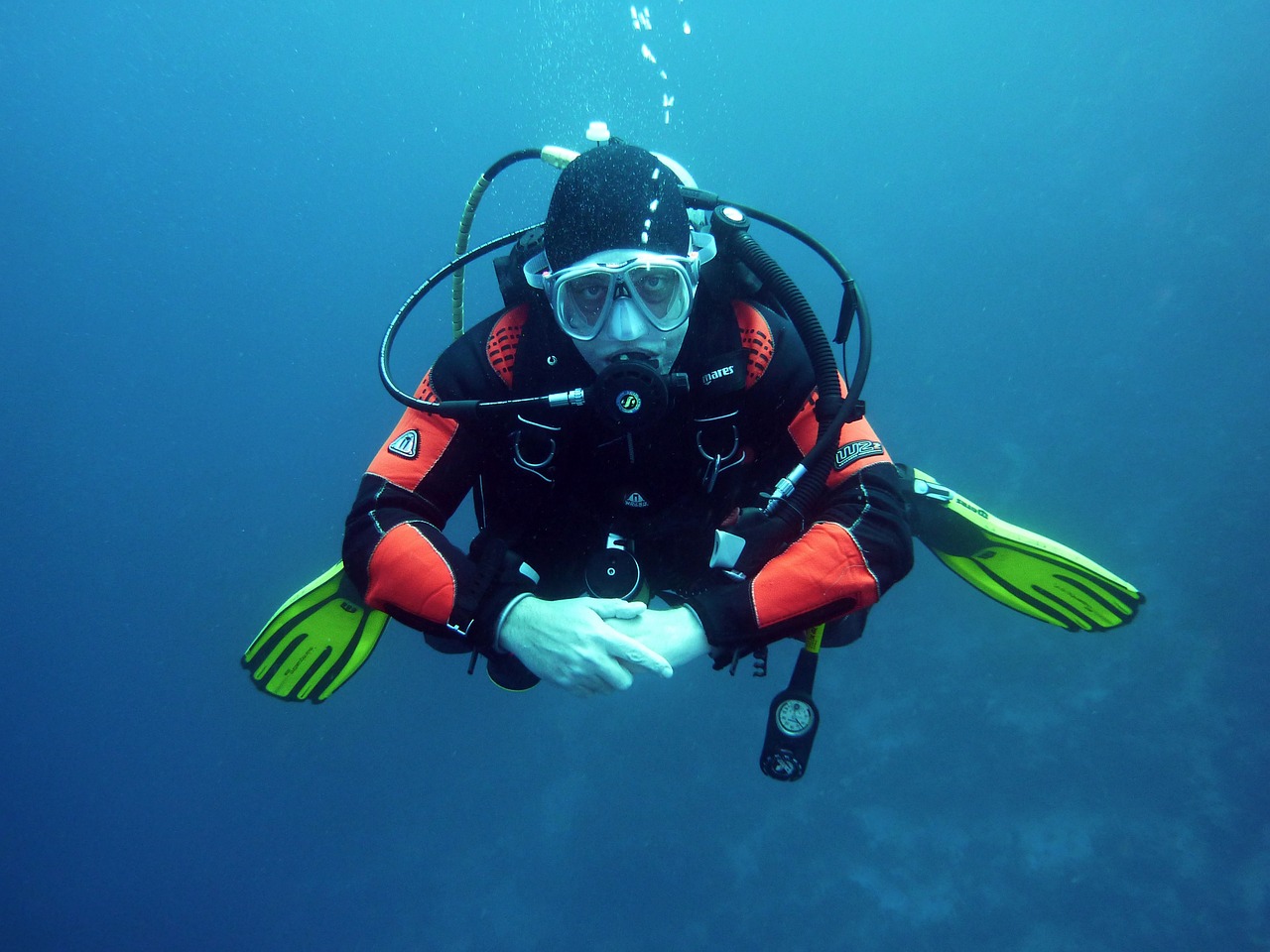 How to Be a Scuba Diving Instructor for Digital Nomads