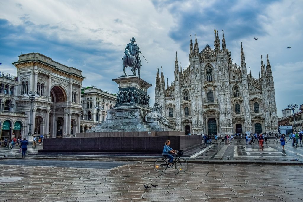 Milan Travel Guide on a Budget