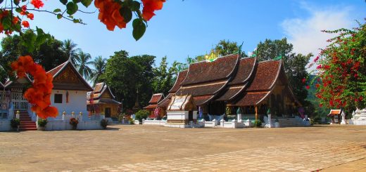 Laos Travel Guide on a Budget