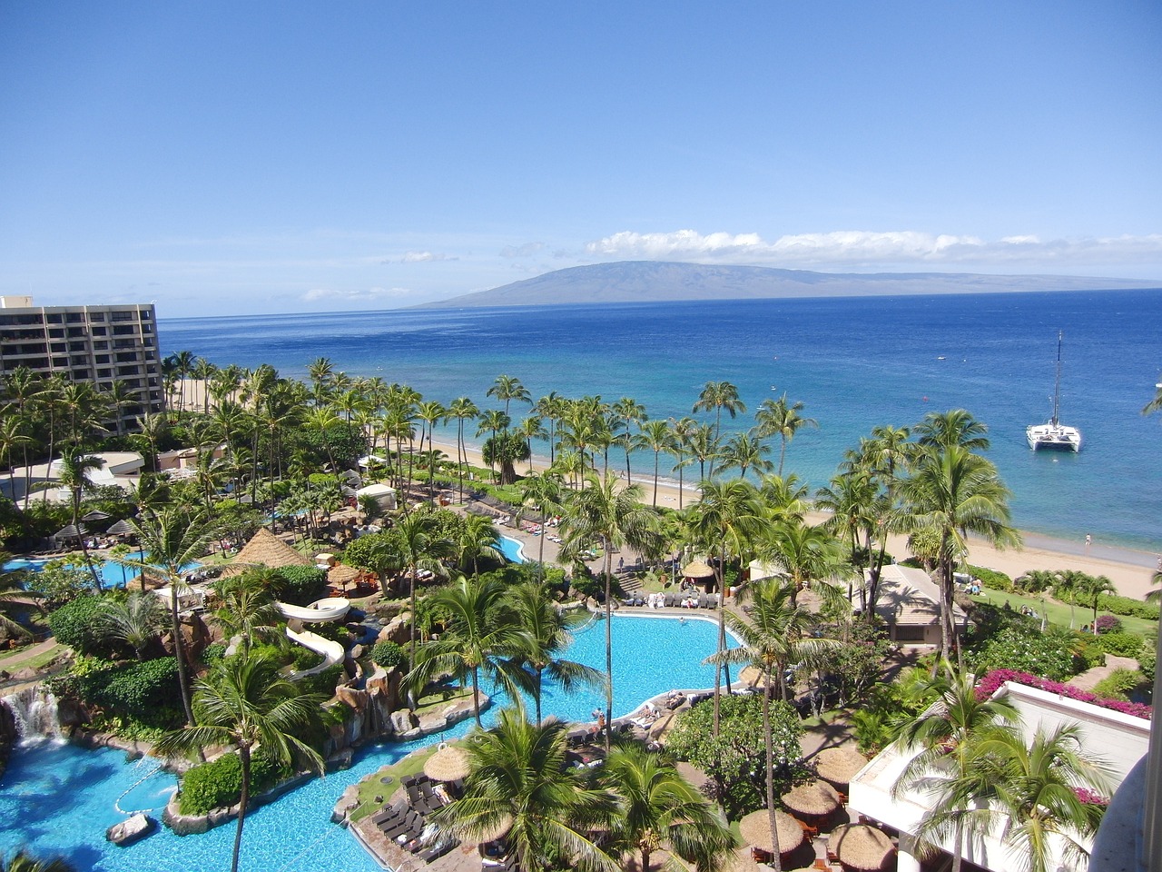 What is the best month to go to Maui?