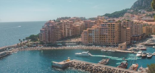 French Riviera Travel Guide: Discover the Best Vacation Experiences and Trip Ideas