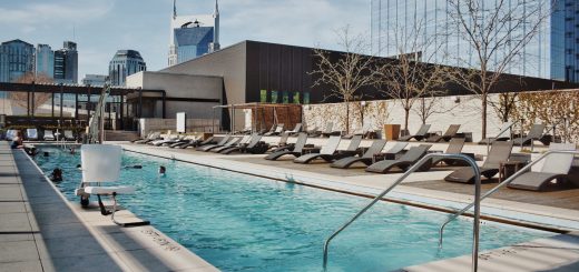 25 Best Hotel Swimming Pools in Nashville
