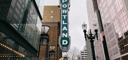 How to Travel to Portland on a Budget