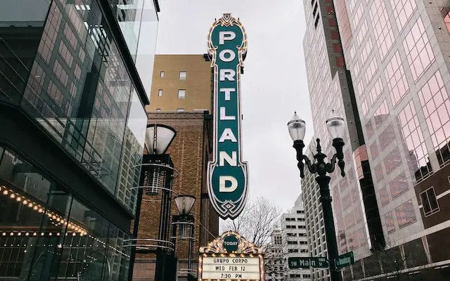 How to Travel to Portland on a Budget
