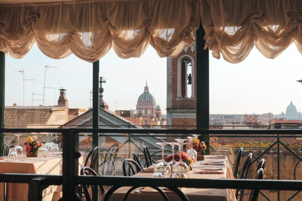 What are the most popular restaurants in Rome?