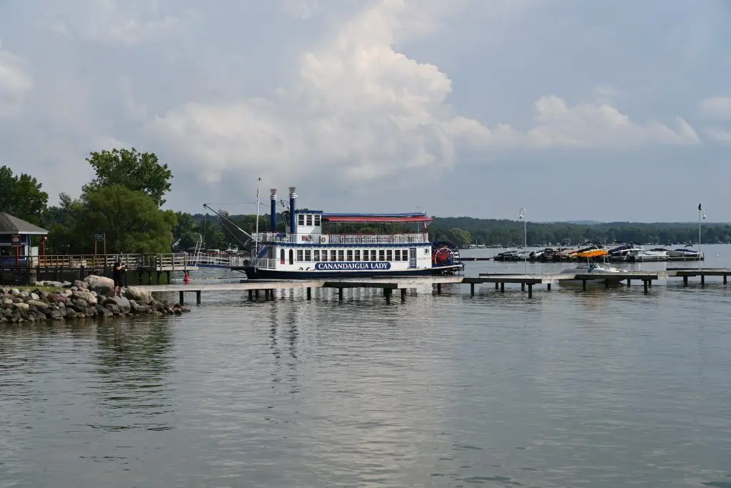 Harriot II Riverboat (Montgomery) Travel Guide