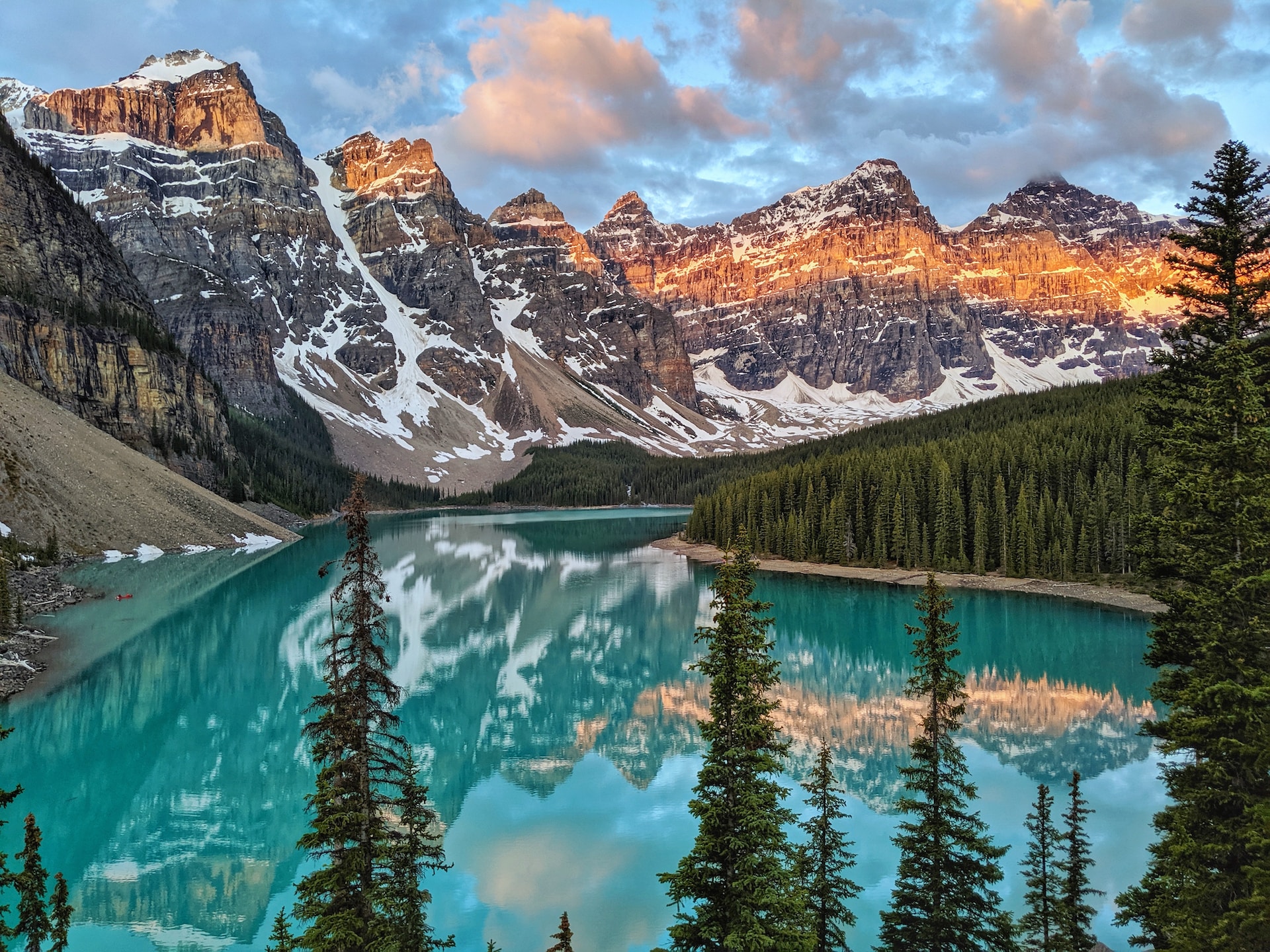 What is the best month to visit Banff?