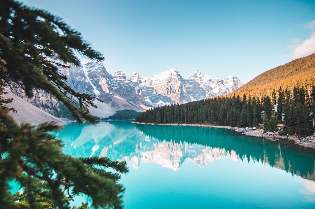13 beautiful places to visit in Canada