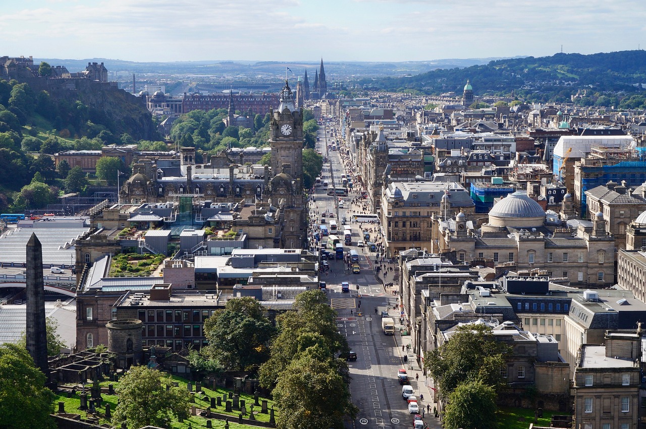 Edinburgh Travel Guide