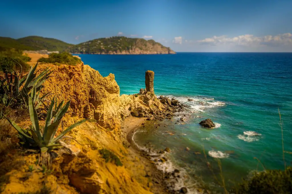 Exploring Ibiza: Your Ultimate Guide to the Enchanting White Isle