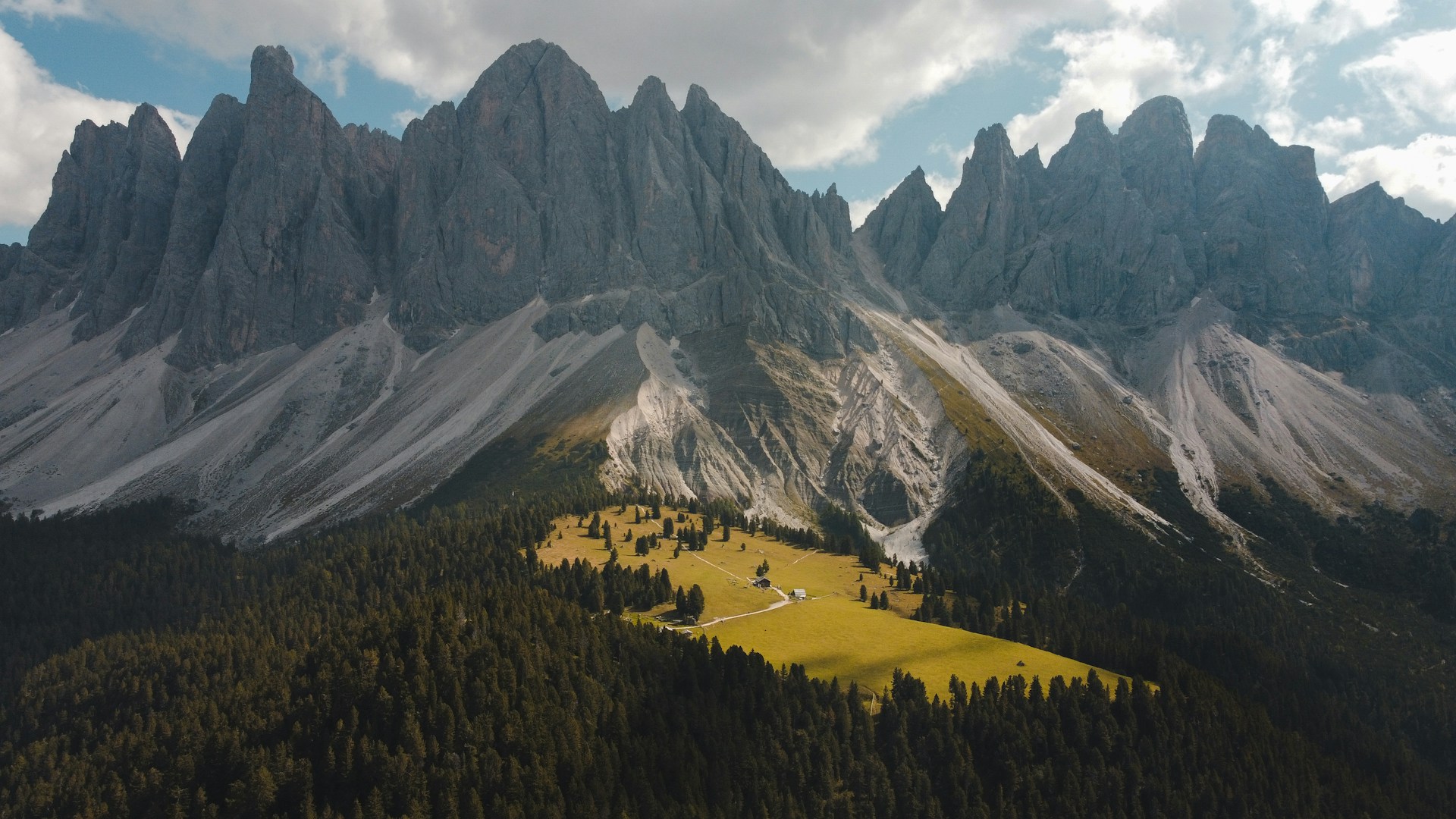 20 Best Day Hikes In The Italian Dolomites