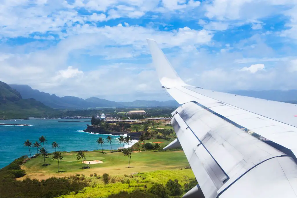 cheapest time to fly to hawaii