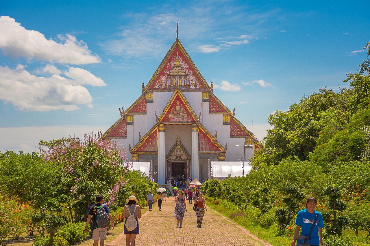 Visa-Run Strategies and Border Hopping Tips