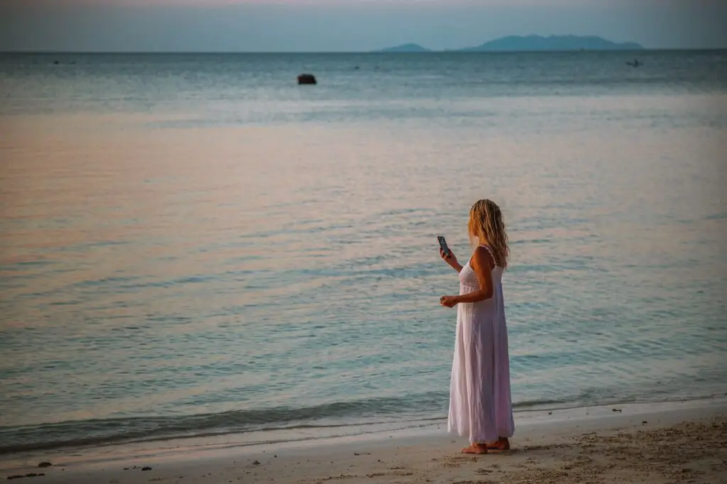 Top eSIM Options for International Travel in 2025